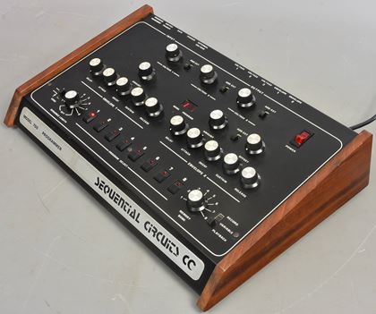 Sequential Circuits-Model 700